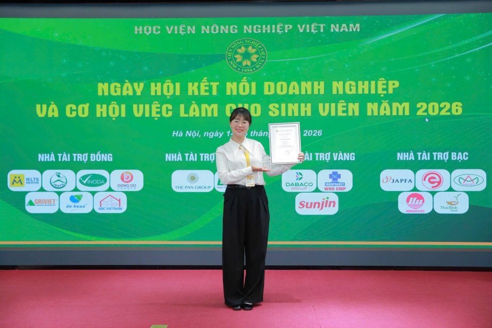 Gian hàng tuyển dụng TVOne tại VNUA